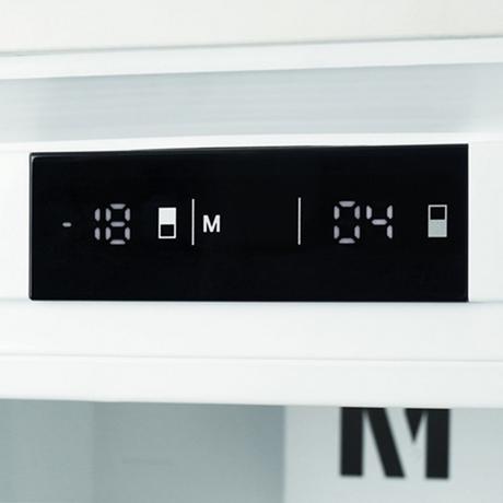 Montpellier MIFF550FF Integrated Frost Free Fridge Freezer - Image 4