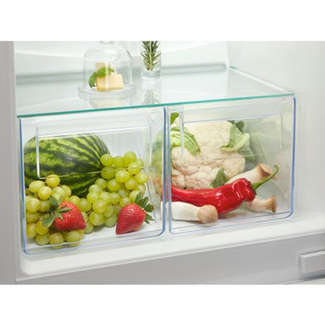 AEG NSC6L18ZES 70/30 Built In Low Frost Fridge Freezer - Image 2