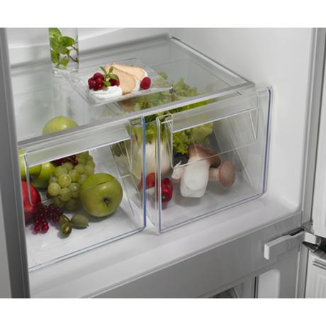 AEG NSC7N18ZES 70/30 Built In Frost Free Fridge Freezer - Image 2
